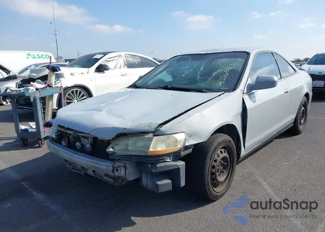 2001 Honda Accord 3.0 Lx from USA, damaged, VIN 1HGCG224X1A035582
